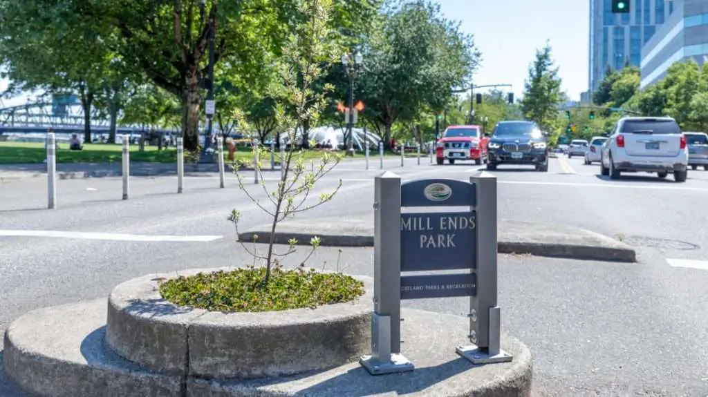 Mill ends park located in Portland, OR
smallest park in the world